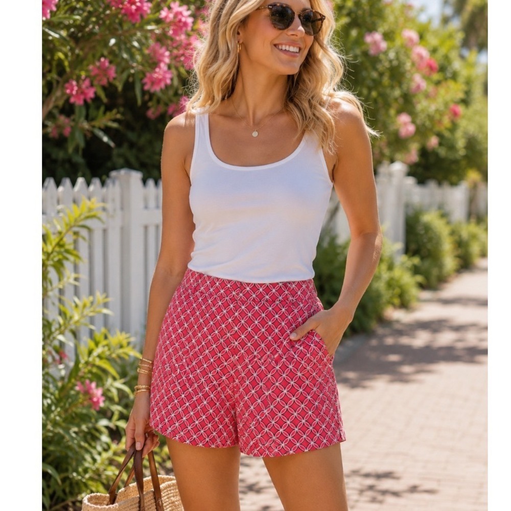 Crown & Ivy Shorts Size 6 CAROLINE Women's Pink Pockets